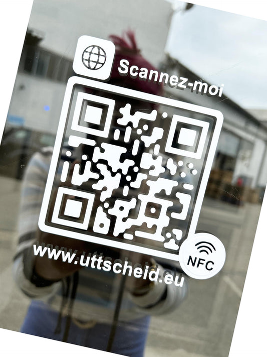 QR Code et NFC - Autocollant PVC hautes performances pour vitrine, véhicule, comptoir - Facebook - Instagram - Site internet - Tripadvisor... 10 cm x 10 cm - Blanc